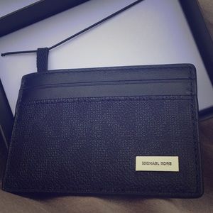 Michael Kors Wallet w/Money Clip